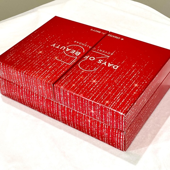 Macy’s 25 Days of Beauty Advent Calendar Christmas Luxury Skincare - Picture 4 of 7